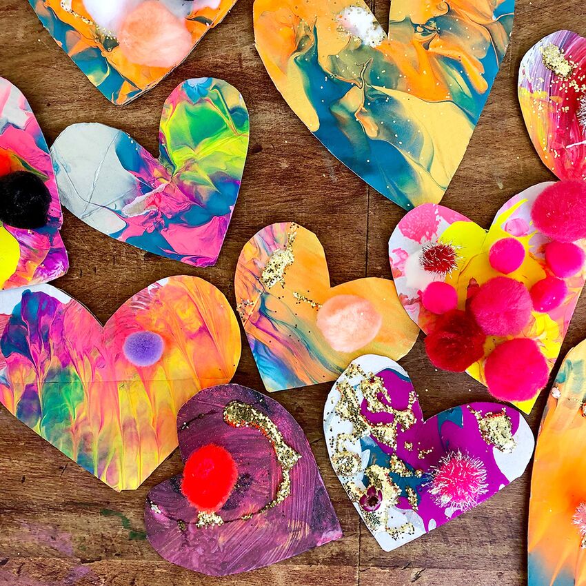FREE COMMUNITY ARTS: Valentine Making Extravaganza!