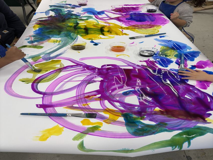 FREE Family Art Drop-in, Ages 2-5 with Caretaker
