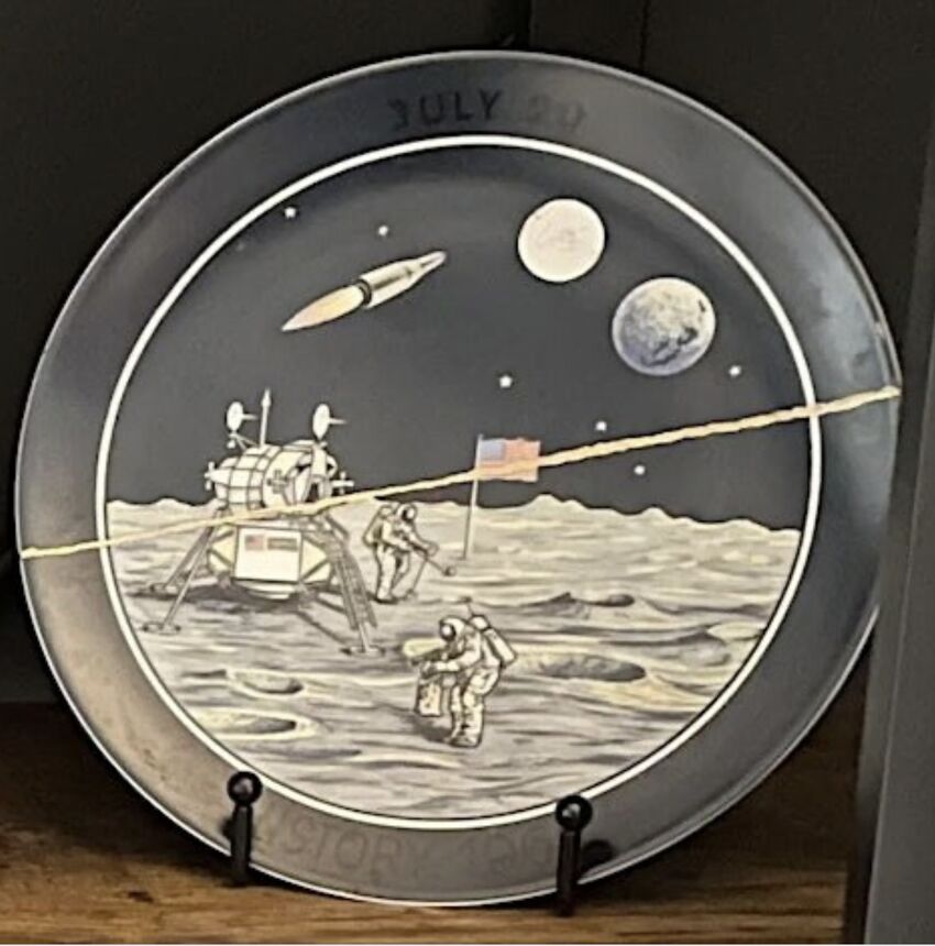 Intro to Kintsugi:<br>Ceramic Mending<br> Ages 10-14