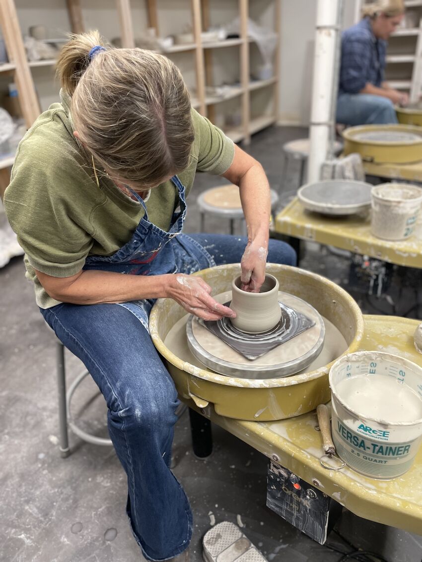 Tuesday PM Wheelthrowing: Mixed Level 18+